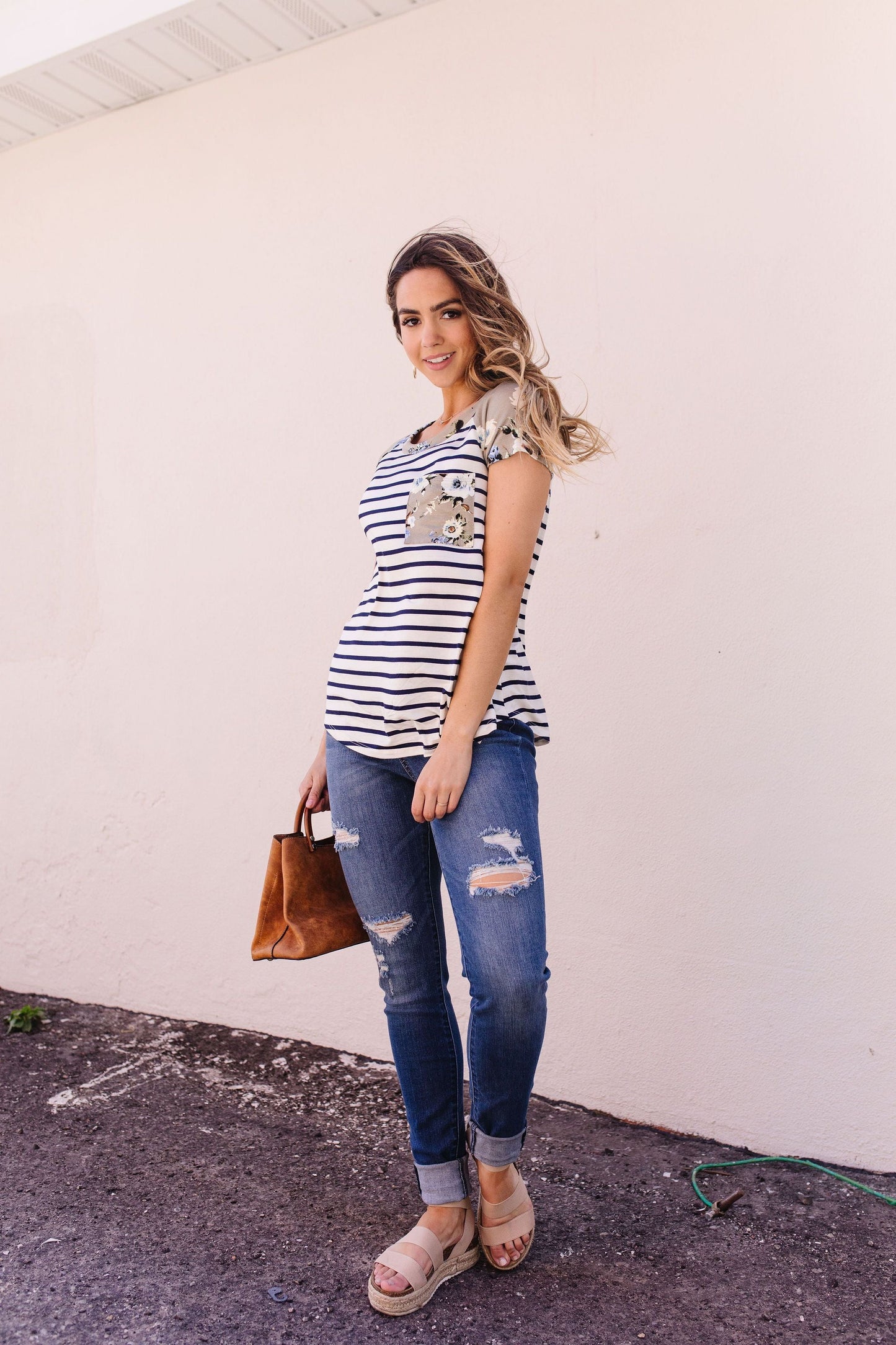 Flower Power Raglan Top In Sage