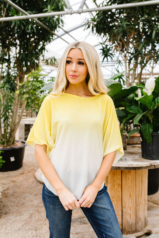 Middle Ground Ombre Top In Yellow