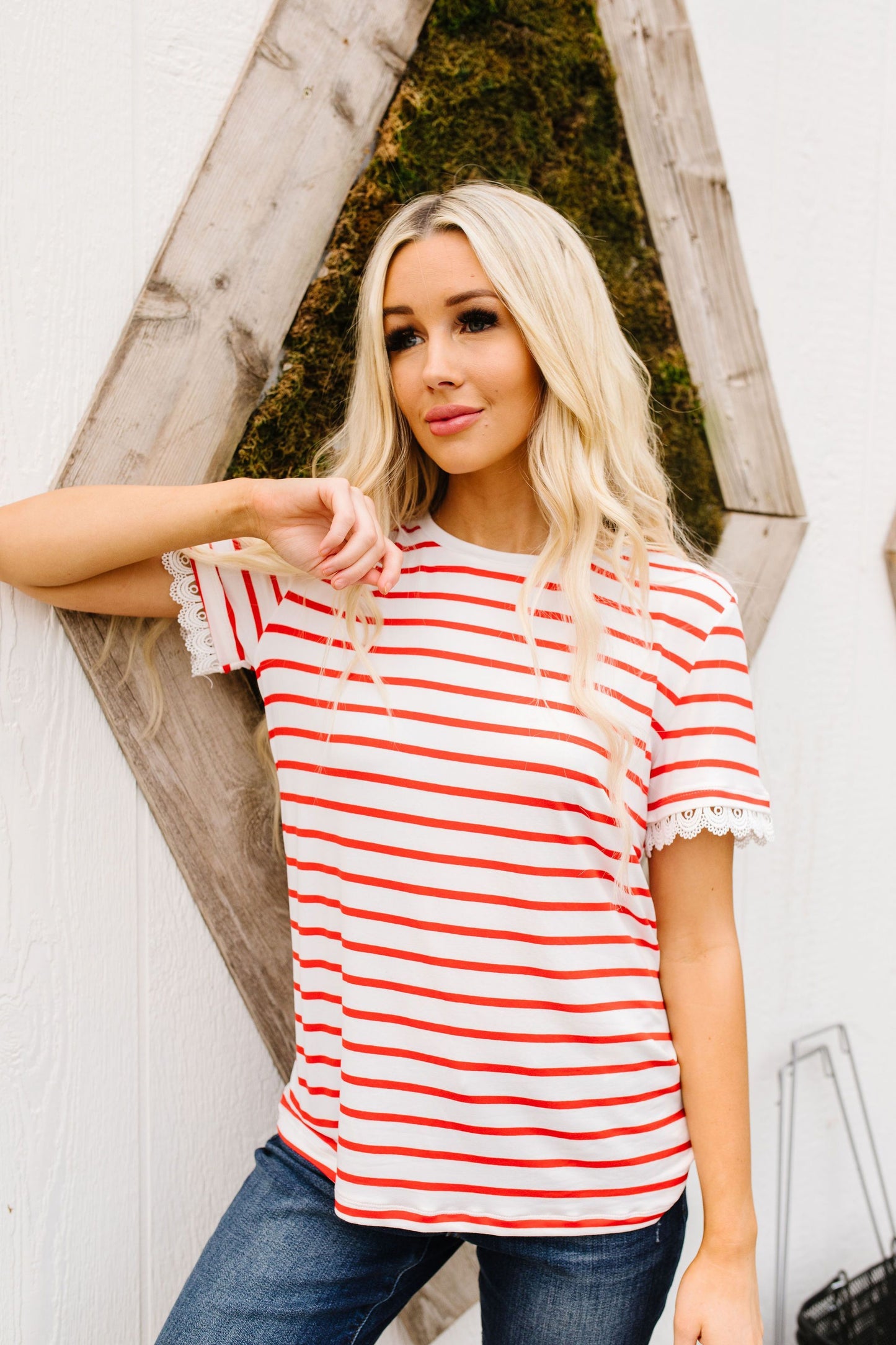 Sails To The Wind Top In Ivory & Red